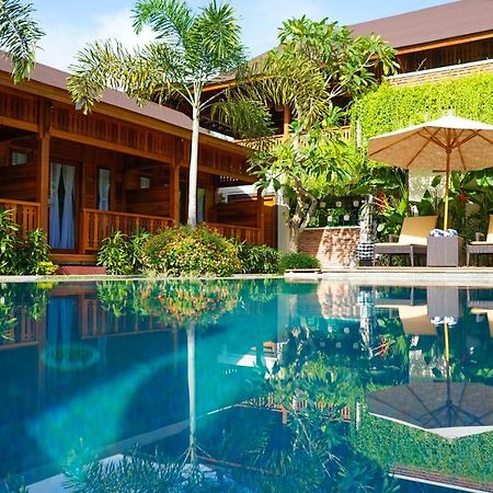 La'Villaris Hotel & Resto Kuta  Exterior photo